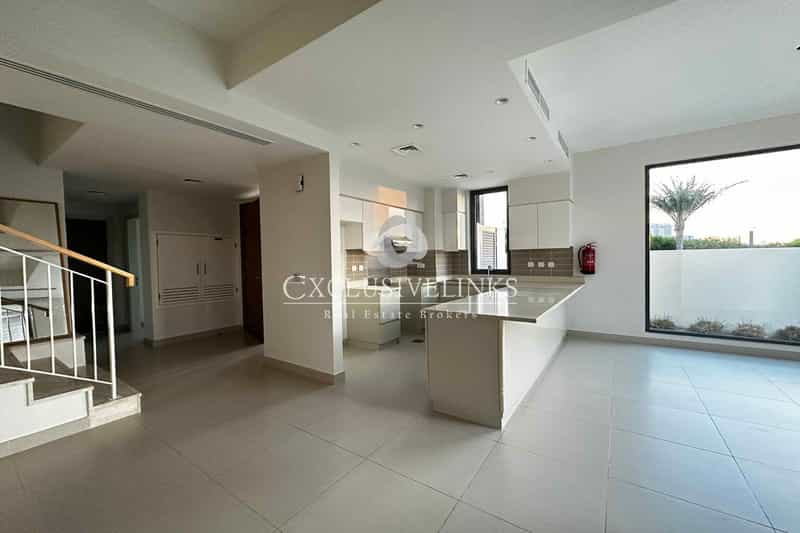 Talo sisään Warisan, Dubai 11612685