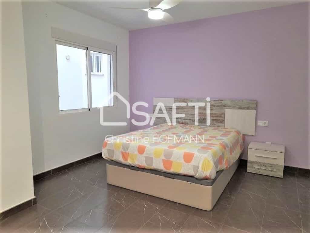 Condominium in Xeraco, Comunidad Valenciana 11613435