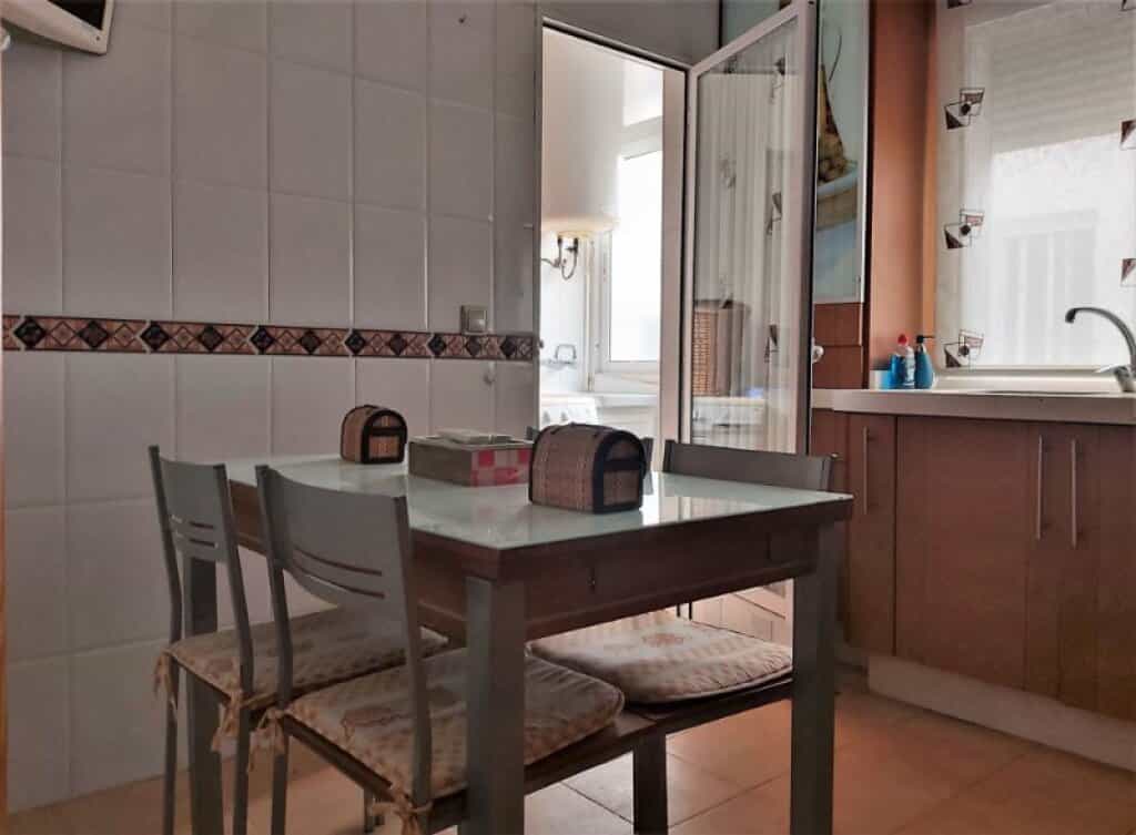 Condominium in Mancha Real, Andalucía 11613440