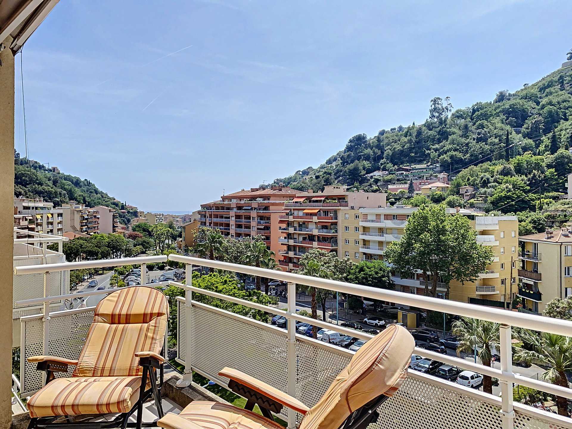 Condominium in Cabrolles, Provence-Alpes-Cote d'Azur 11613516