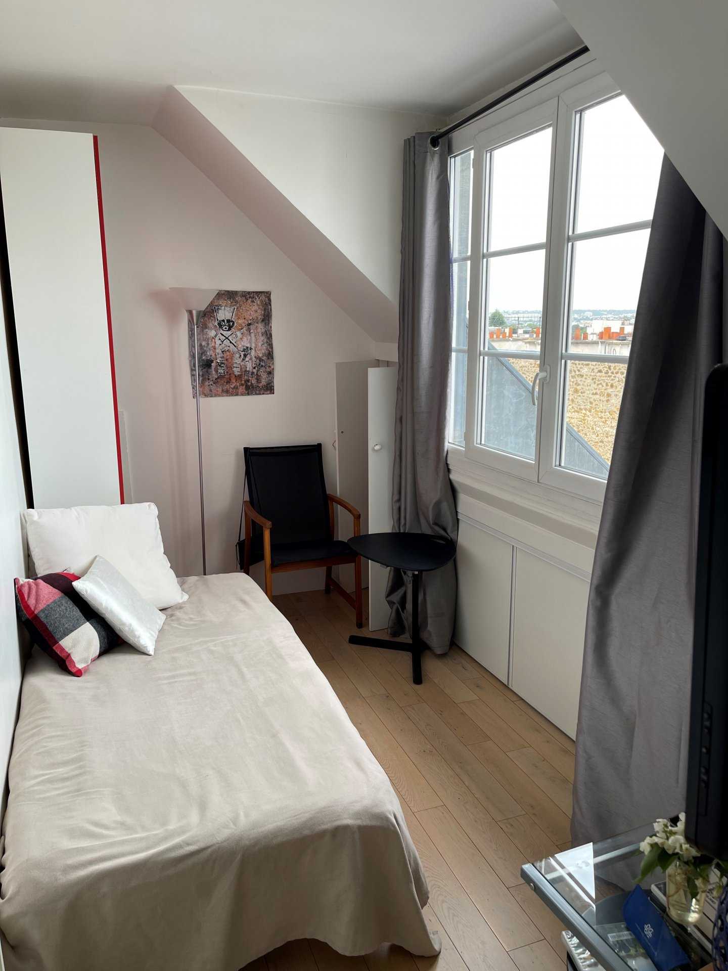 公寓 在 塞納河畔納伊, 法蘭西島 11613521