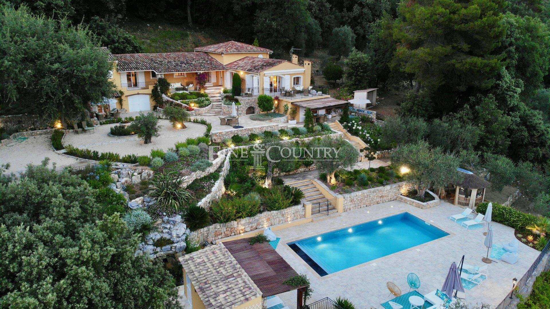 Будинок в L'Istre, Provence-Alpes-Cote d'Azur 11614349