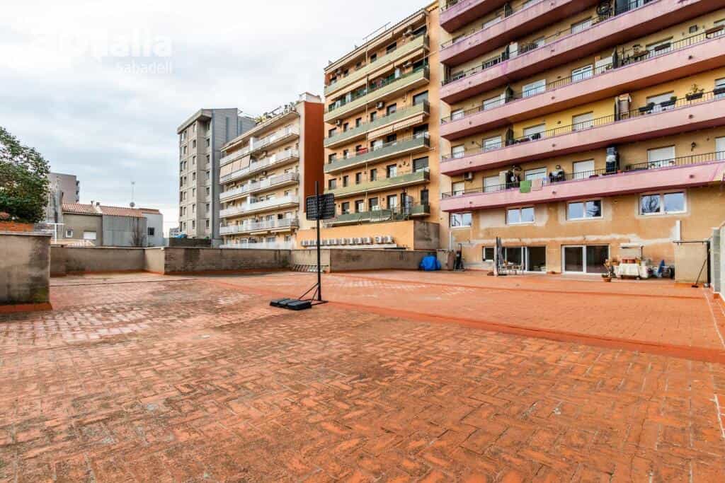 Condominium in Sabadell, Catalunya 11614743