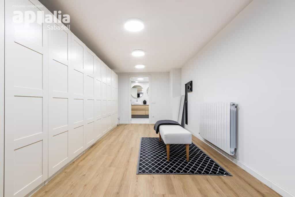 Condominium in Sabadell, Catalonia 11614743