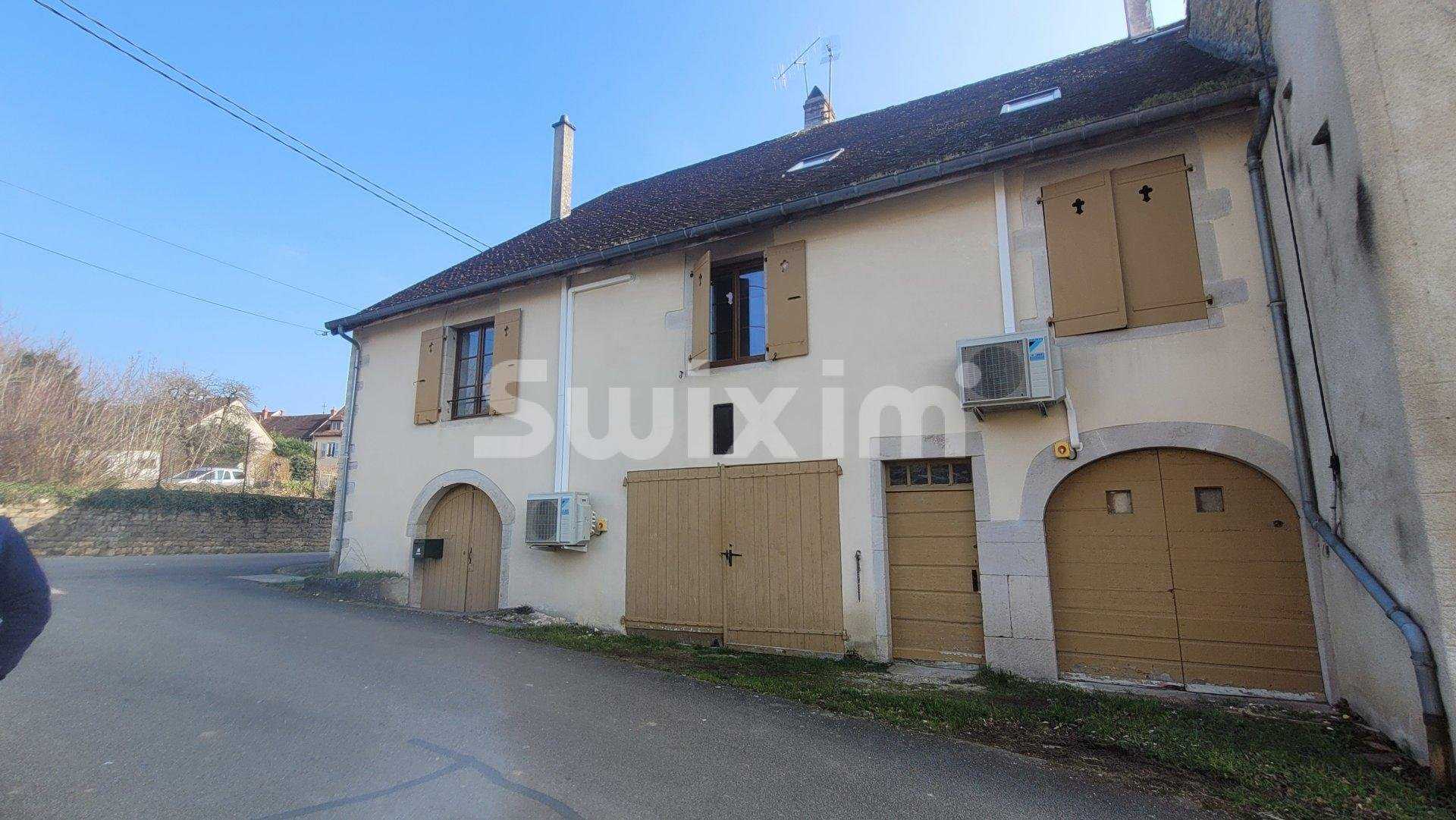 Other in Lons-le-Saunier, Bourgogne-Franche-Comte 11614762