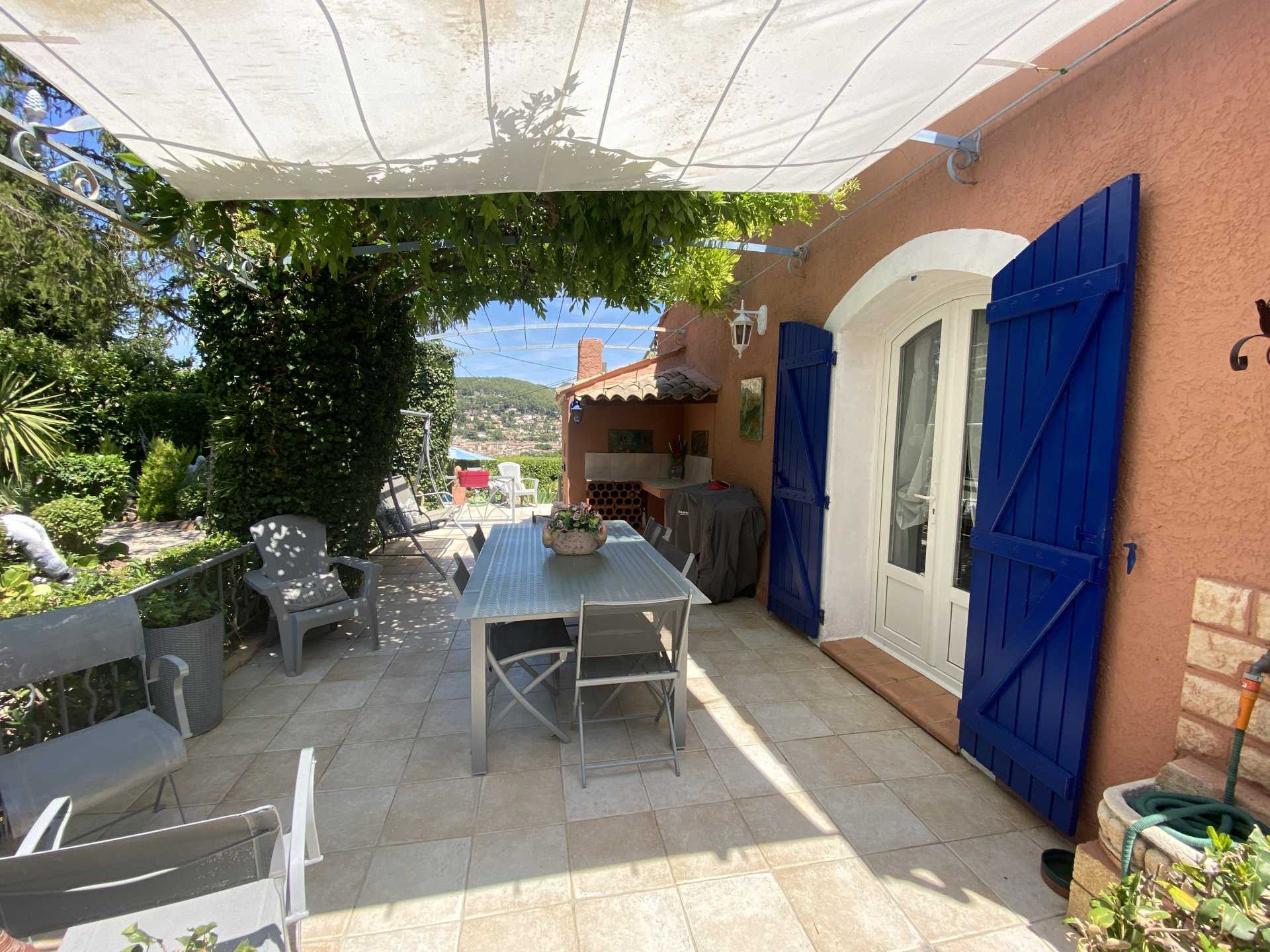Casa nel Auriol, Provence-Alpes-Cote d'Azur 11614770