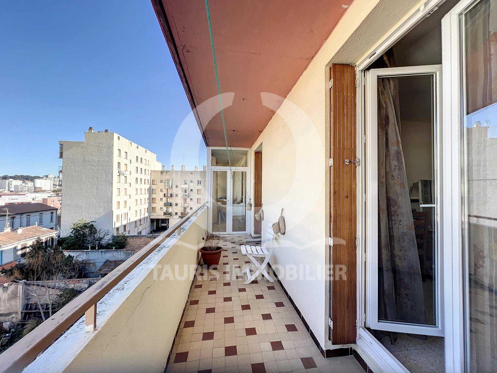 Condominium in Marseille, Provence-Alpes-Côte d'Azur 11614784