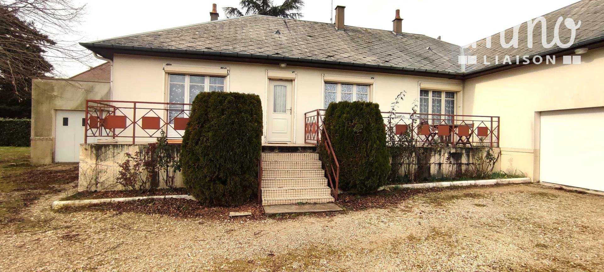 σπίτι σε Fosse, Centre-Val de Loire 11615006