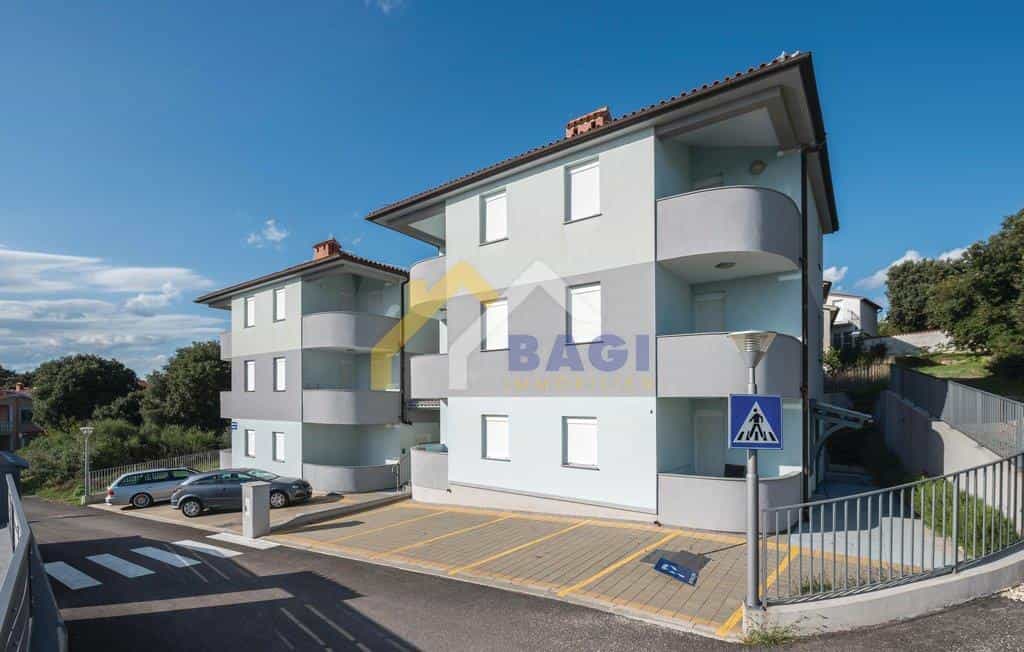 Condominium in Bale, Istarska Zupanija 11615117