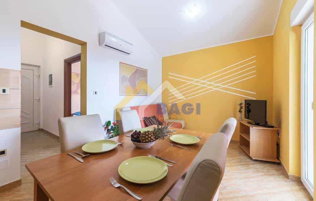 公寓 在 Bale, Istarska Zupanija 11615118