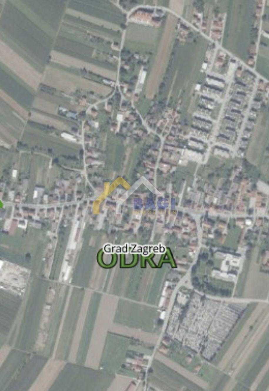 土地 在 Odra, City of Zagreb 11615165