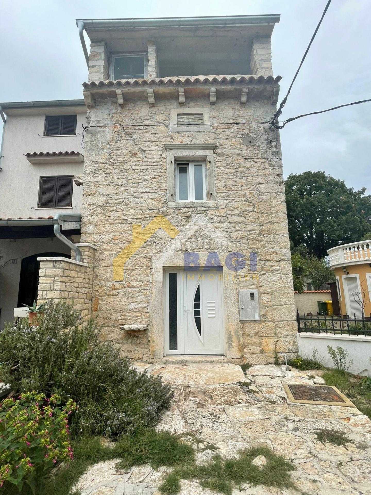casa en Sveti Lovrec Pazenaticki, Istarska Županija 11615311