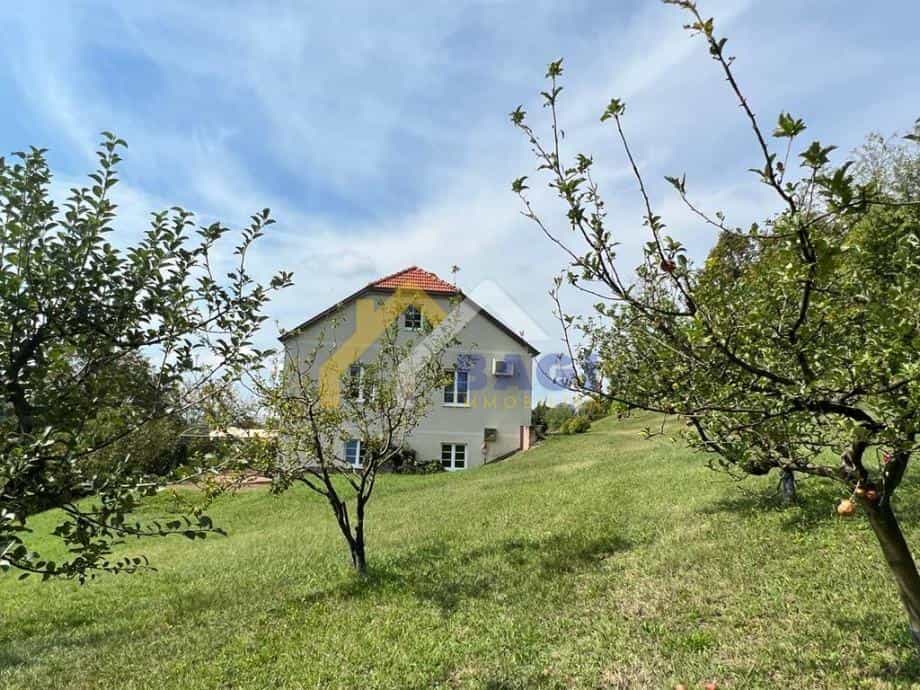 بيت في Veliko Trgovišće, Krapina-Zagorje County 11615324