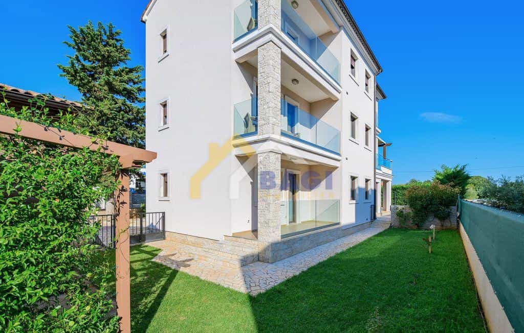 House in Fazana, Istarska Zupanija 11615443