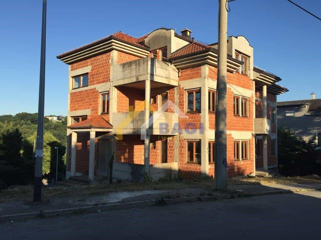 Condominio nel Sestina, Zagabria, Laurea 11615616