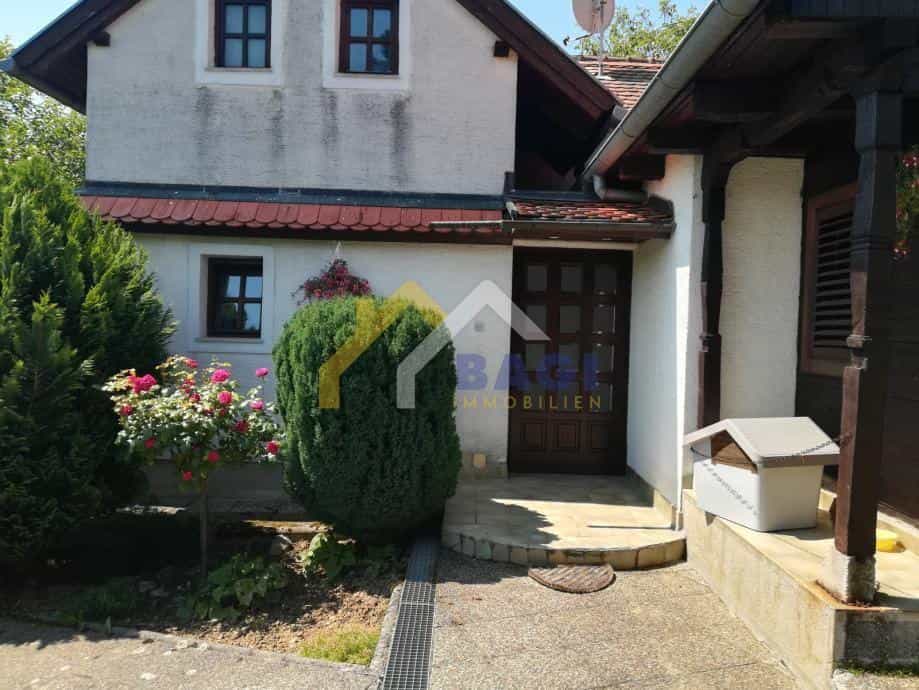 Hus i Gornji Bukovec, Zagreb, Grad 11615666