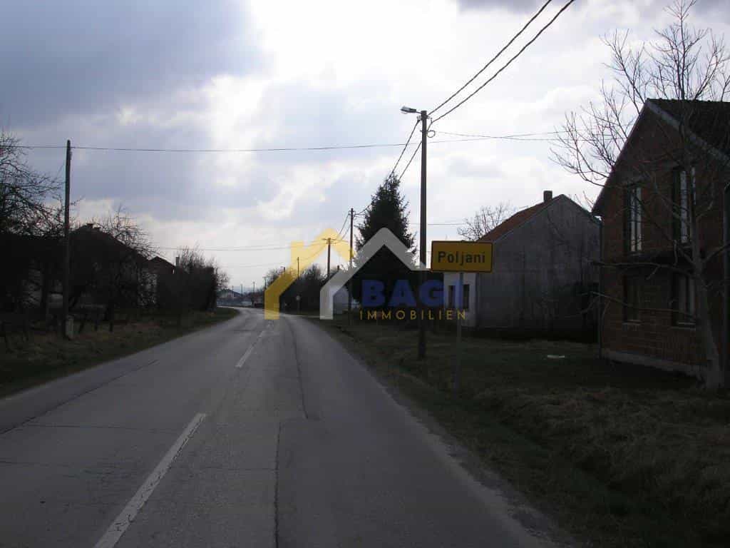 الأرض في Grubisno Polje, بيلوفارسكو-بيلوجورسكا زوبانيجا 11615763
