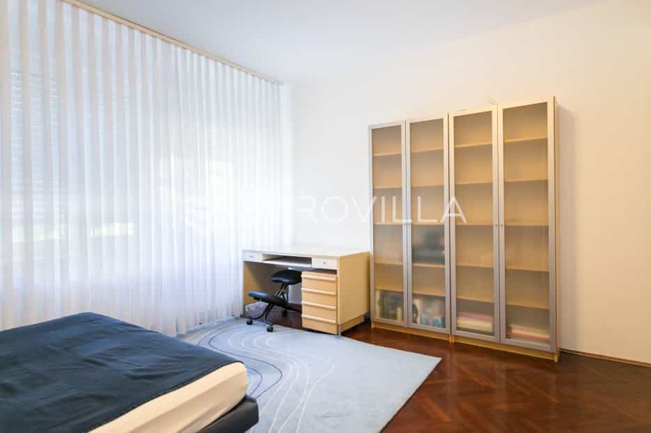 公寓 在 Zagreb,  11615884