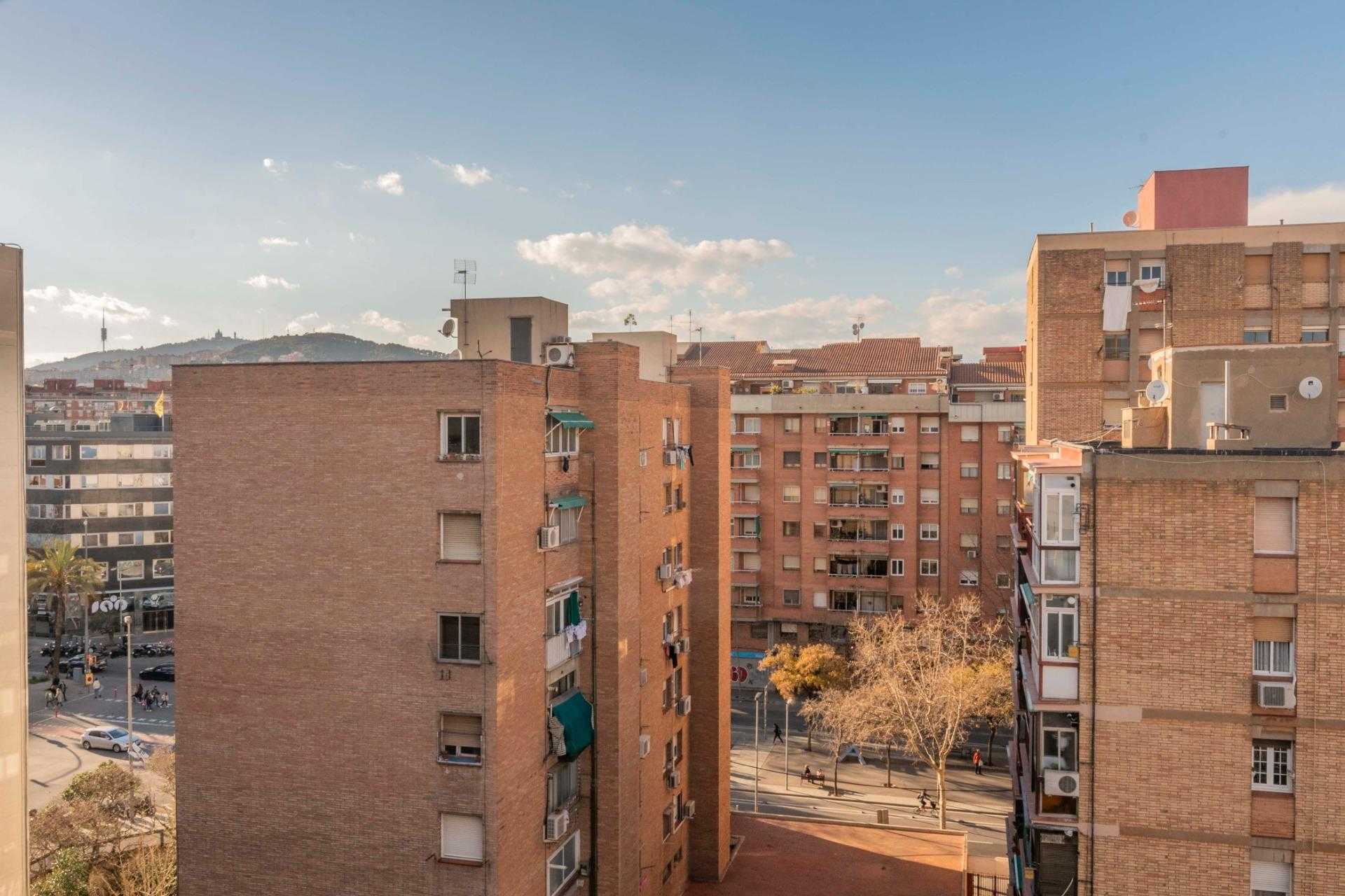 Condominio en Barcelona, Catalonia 11616359