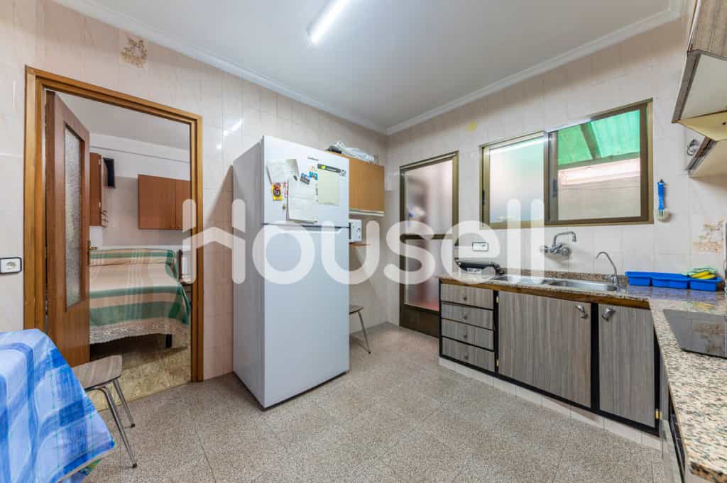 Condominium in Petrel, Valencia 11616750