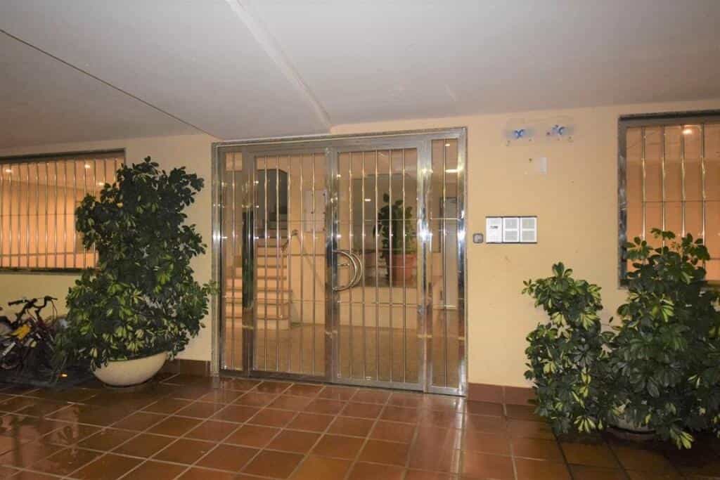 Osakehuoneisto sisään Almerimar, Andalucía 11616772