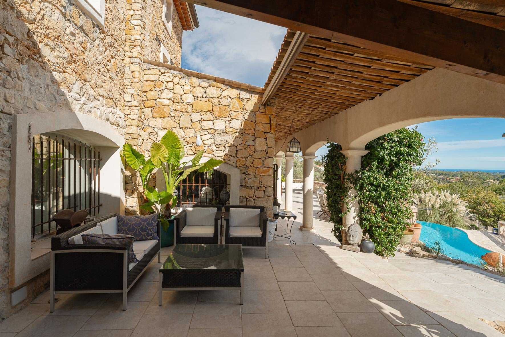 Other in Mazan, Provence-Alpes-Cote d'Azur 11616856