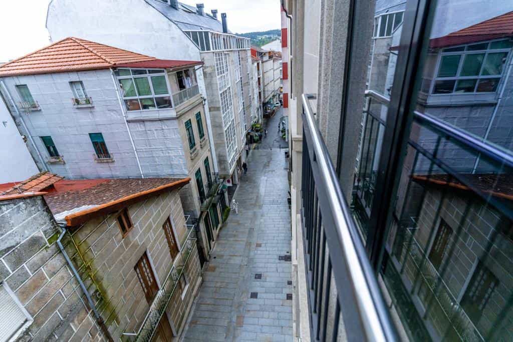 公寓 在 O Carballiño, Galicia 11617639