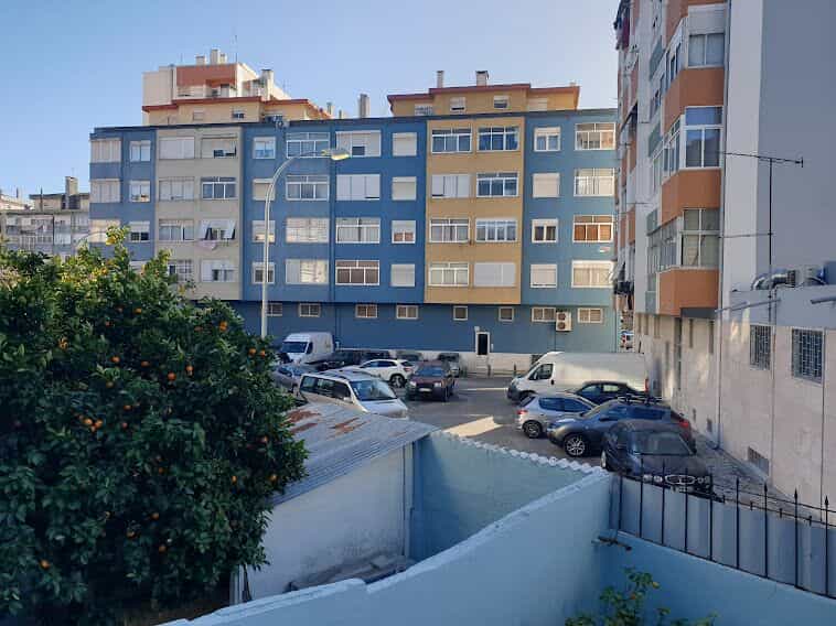 Condominium in Amadora, Lisboa 11617717