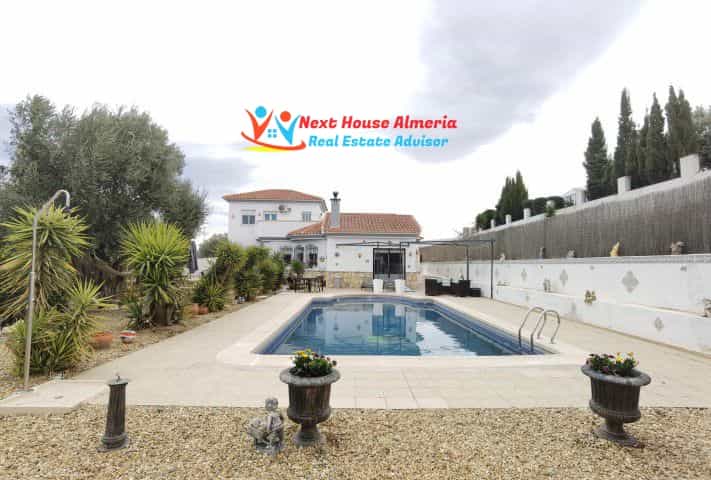 Rumah di Partaloa, Andalusia 11617718