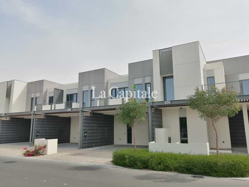 Rumah di Warisan, Dubai 11617728
