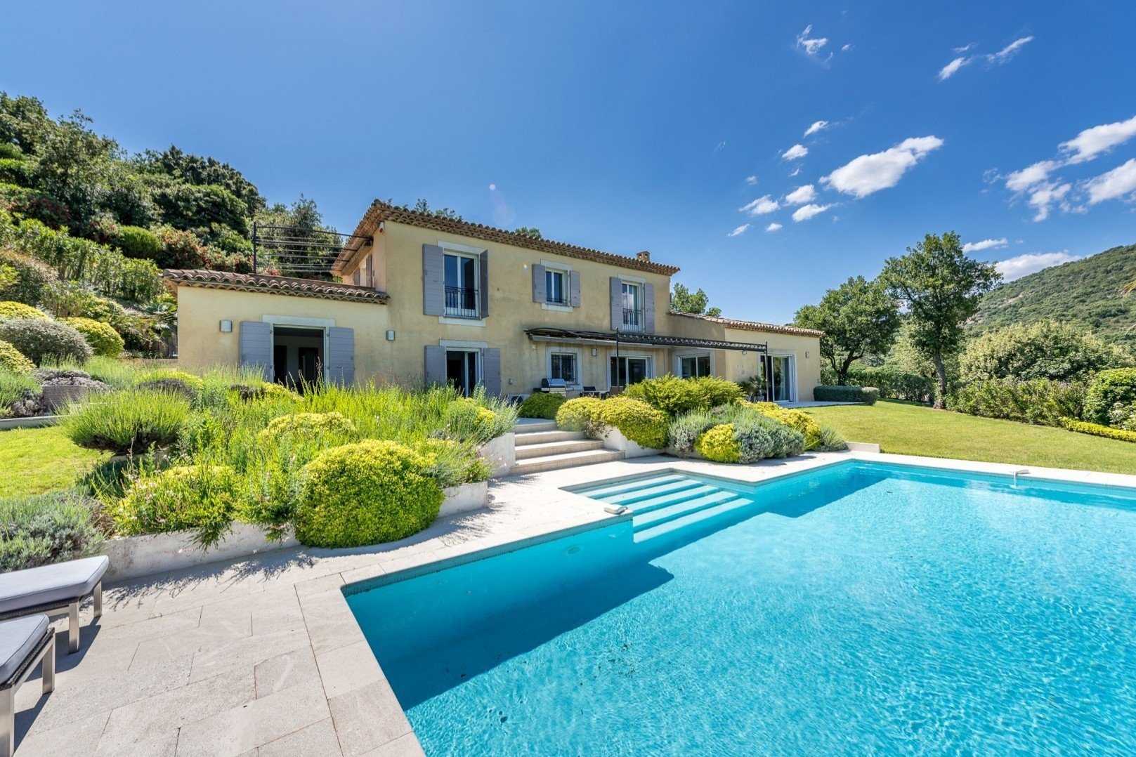 House in Grimaud, Provence-Alpes-Côte d'Azur 11619025