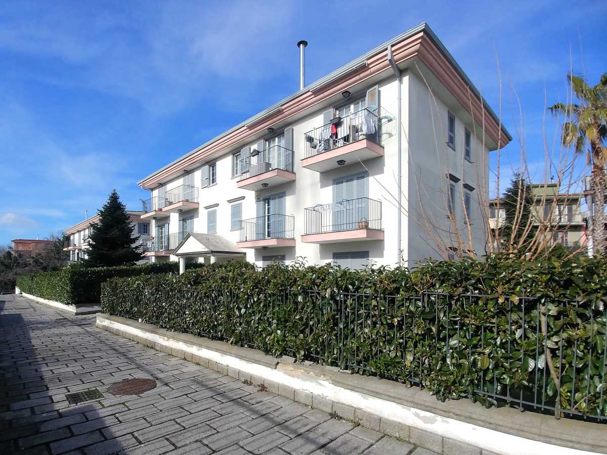 Condominium in , Campania 11620238