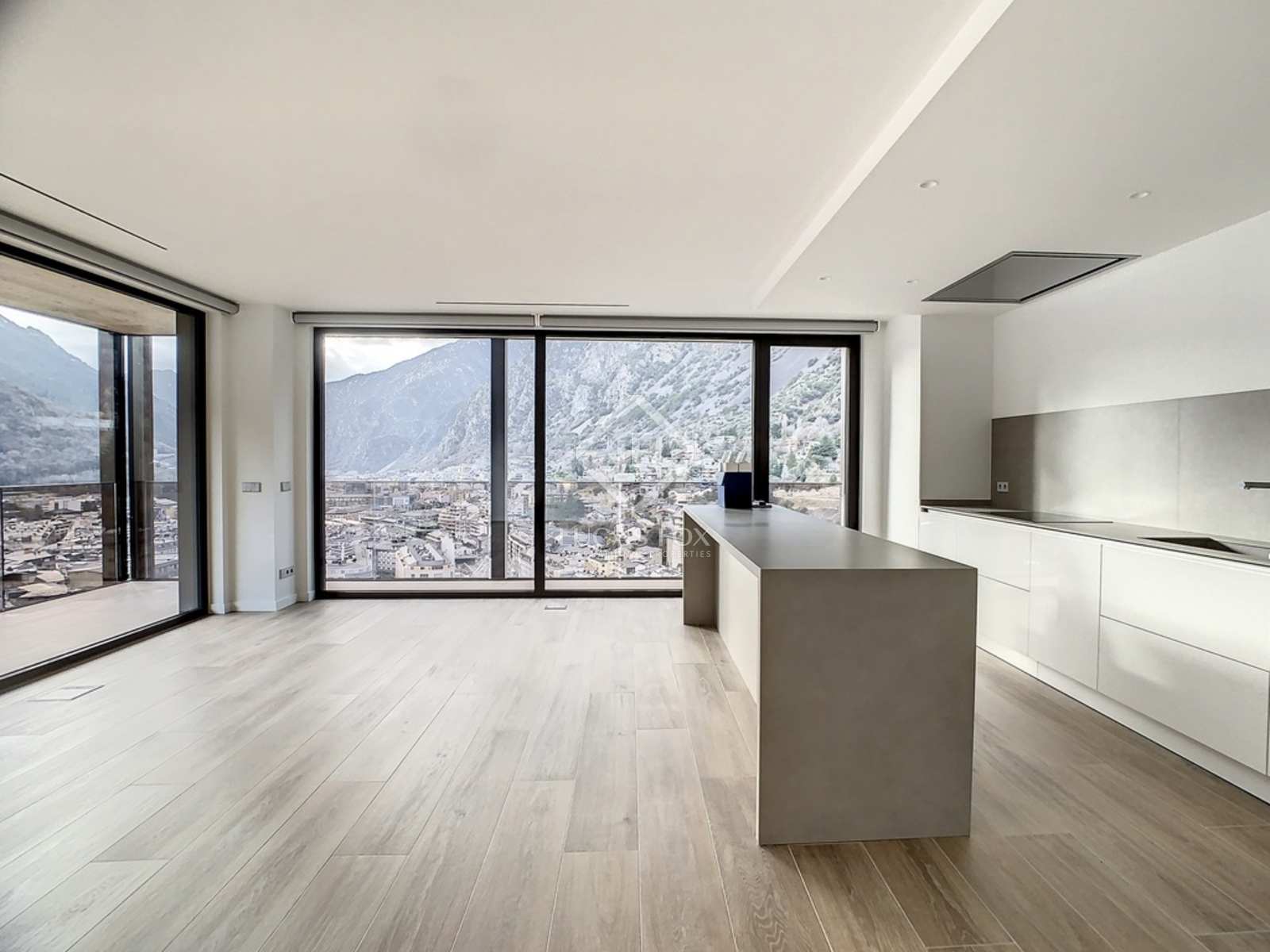 Condominium in La Comella, Andorra la Vella 11620241