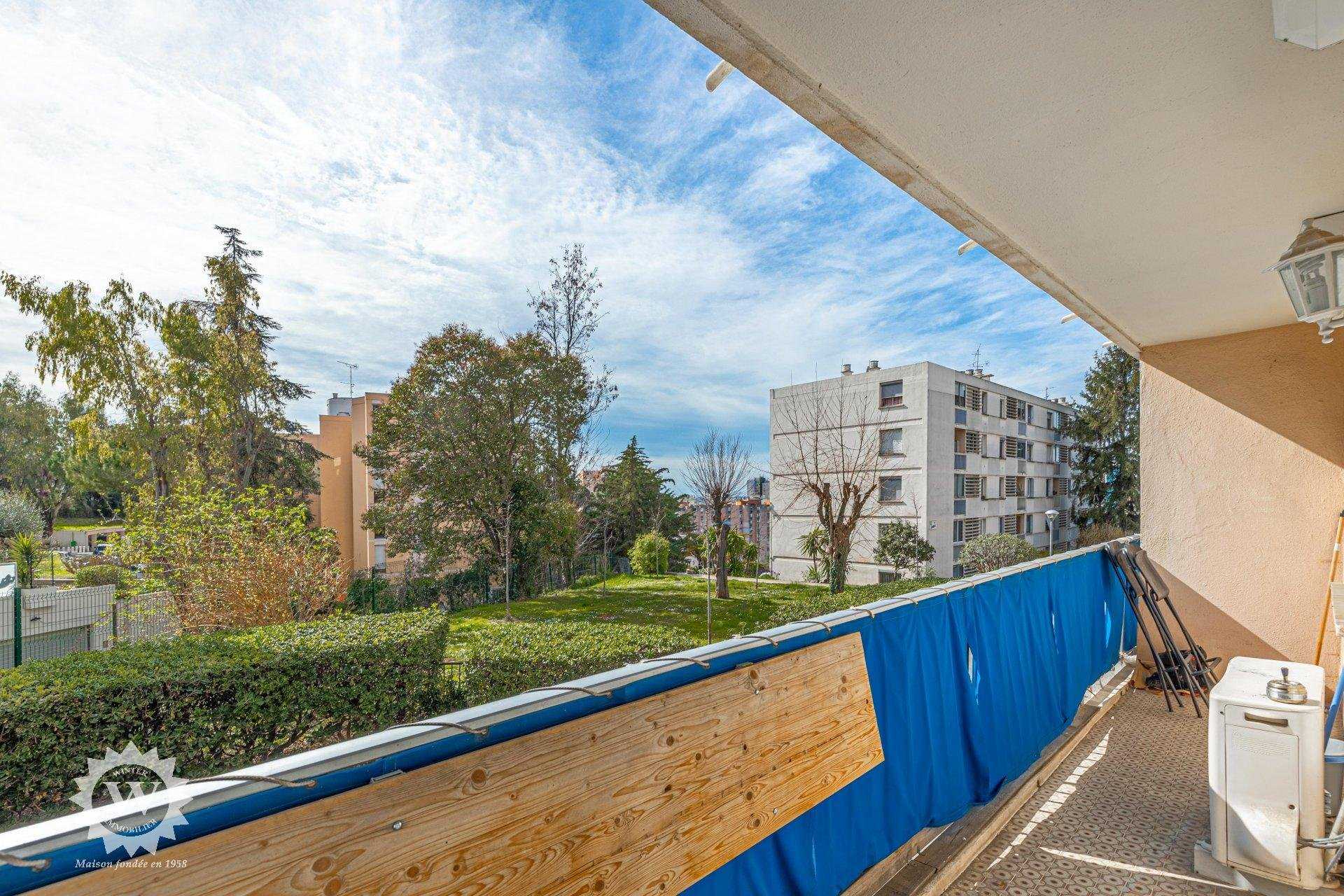 Condominium in Nice, Alpes-Maritimes 11620422