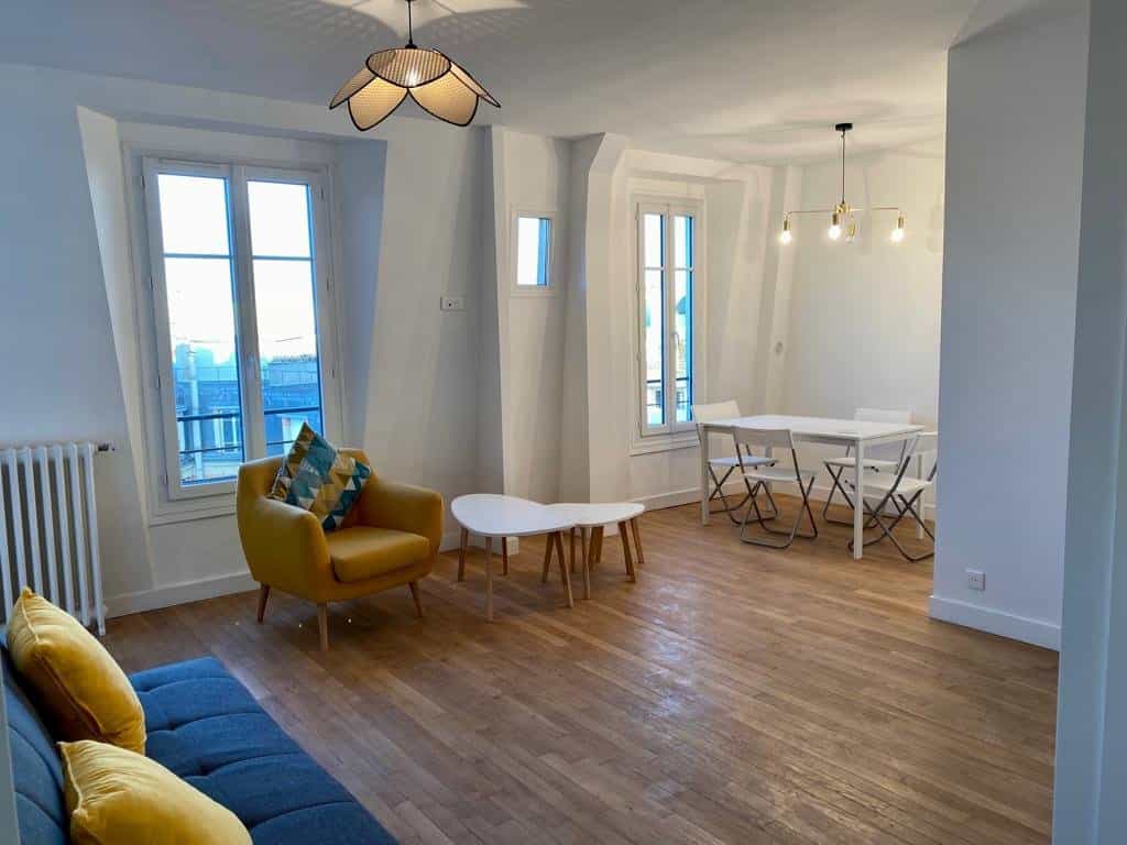Condominium in Vanves, Ile-de-France 11620497