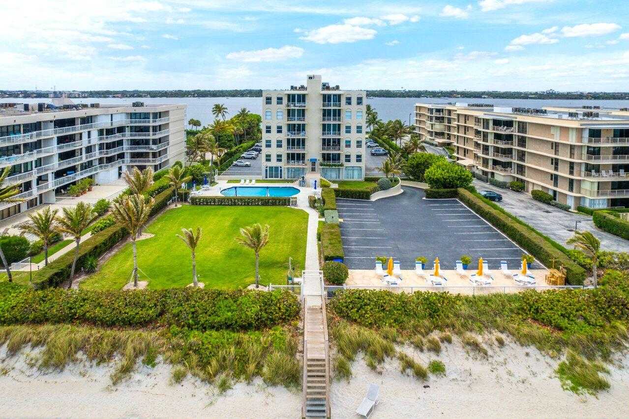 Condominium in Palm Beach, Florida 11620891