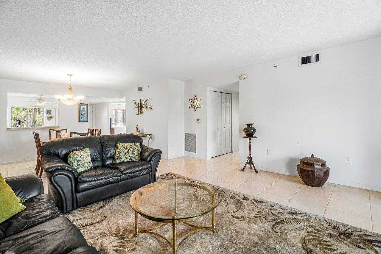 公寓 在 Boynton Beach, Florida 11620907