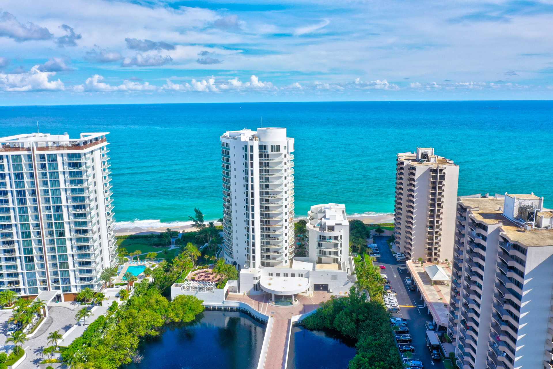 Condominium in Palm Beach Shores, Florida 11620932