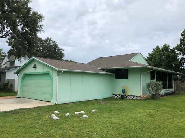 House in Port Salerno, Florida 11620959
