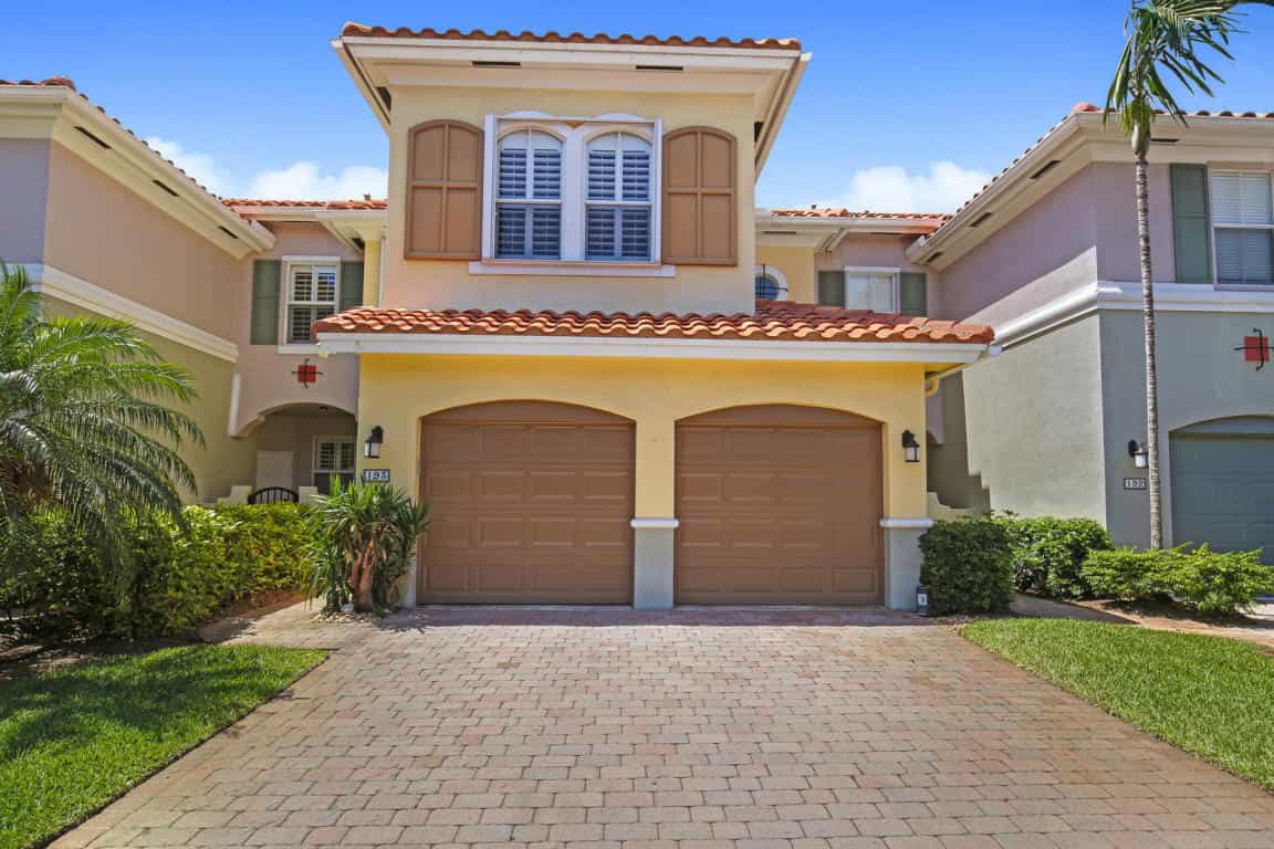 House in Hypoluxo, Florida 11620985