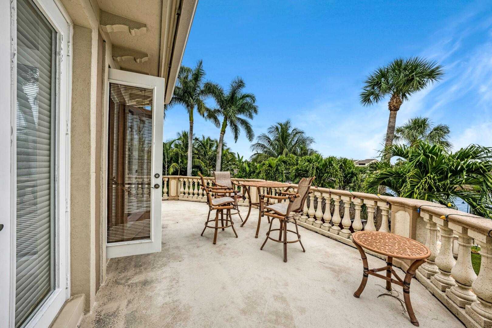 بيت في West Palm Beach, Florida 11620998