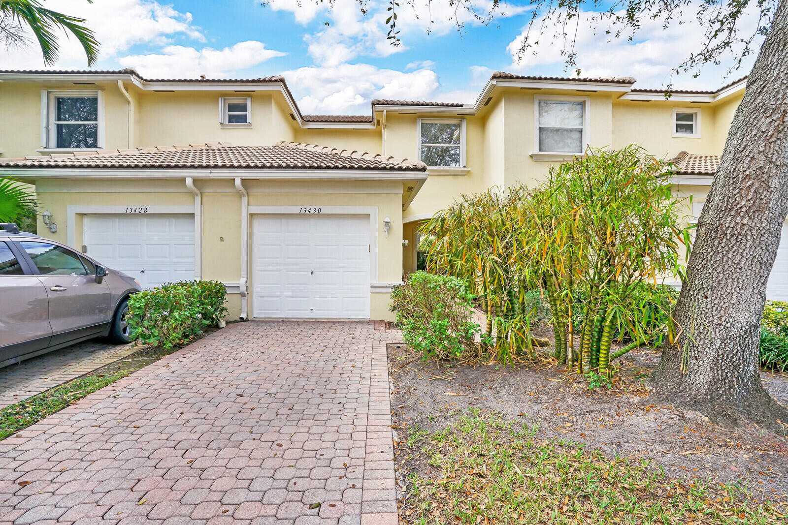 House in Wellington, Florida 11621020