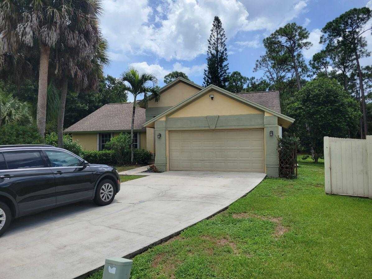 Rumah di lahan hijau, Florida 11621066