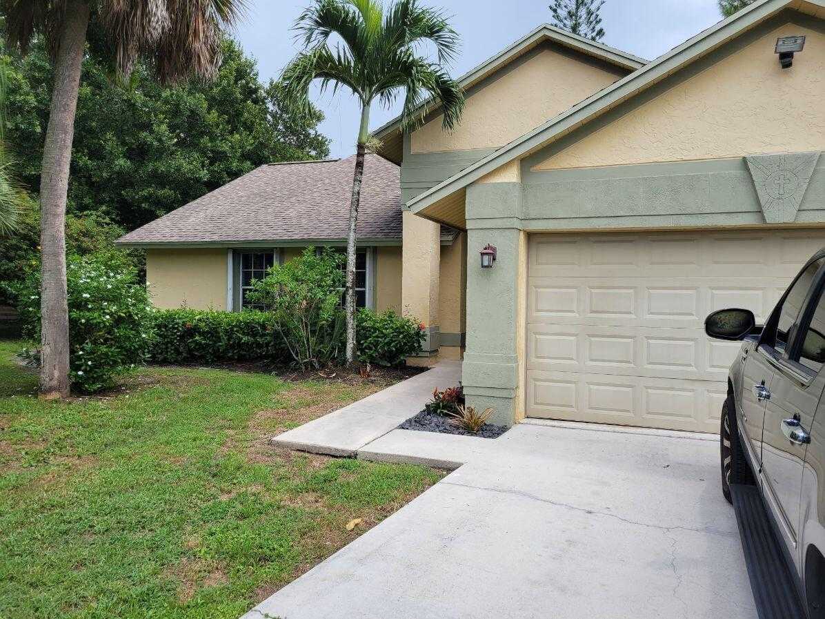 Huis in Groenacres, Florida 11621066