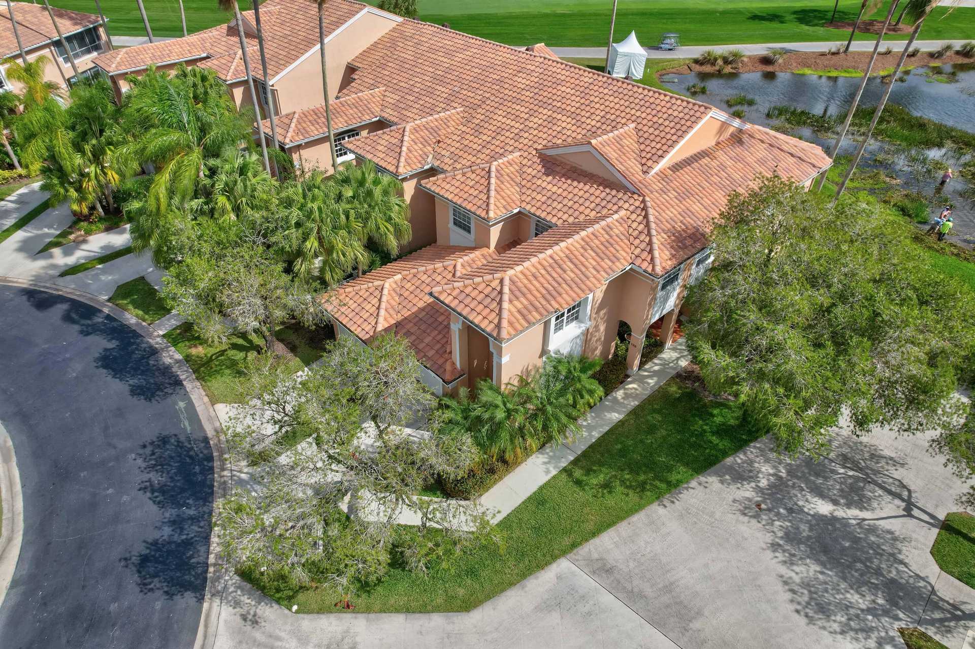Condominio en Palm Beach Gardens, Florida 11621085