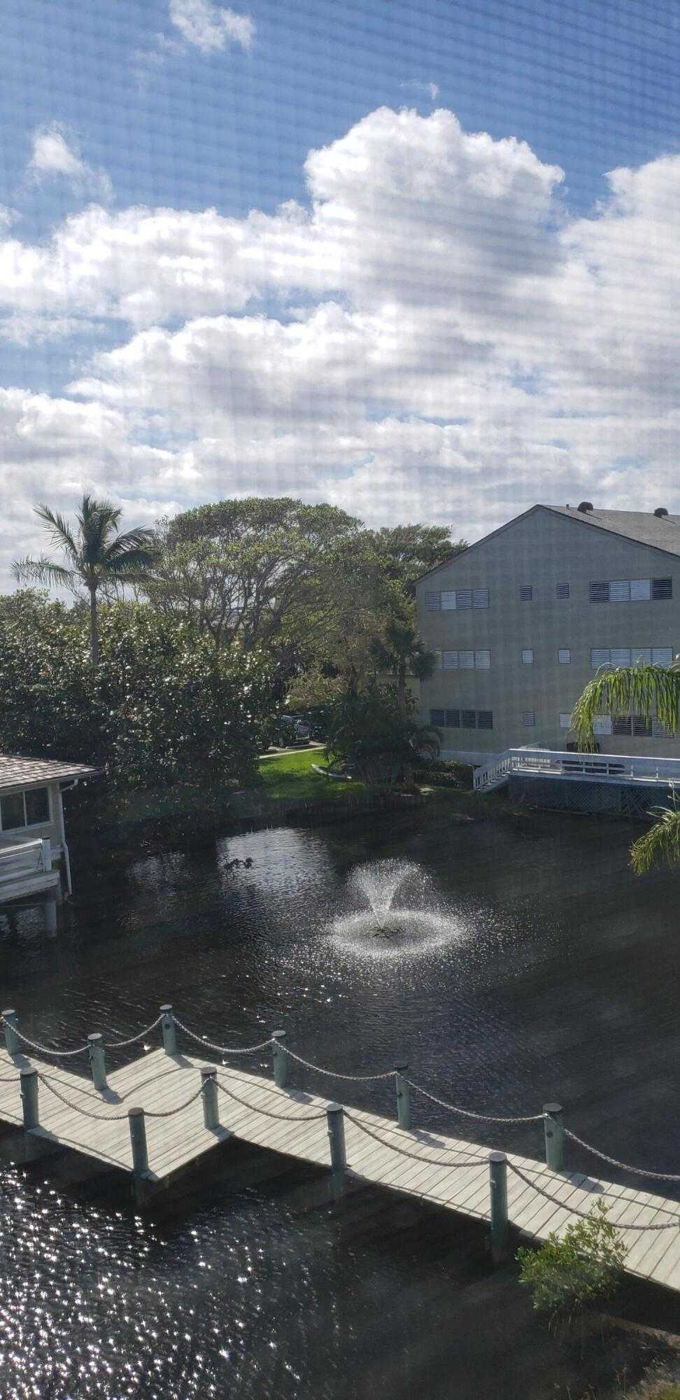 بيت في Stuart, Florida 11621088