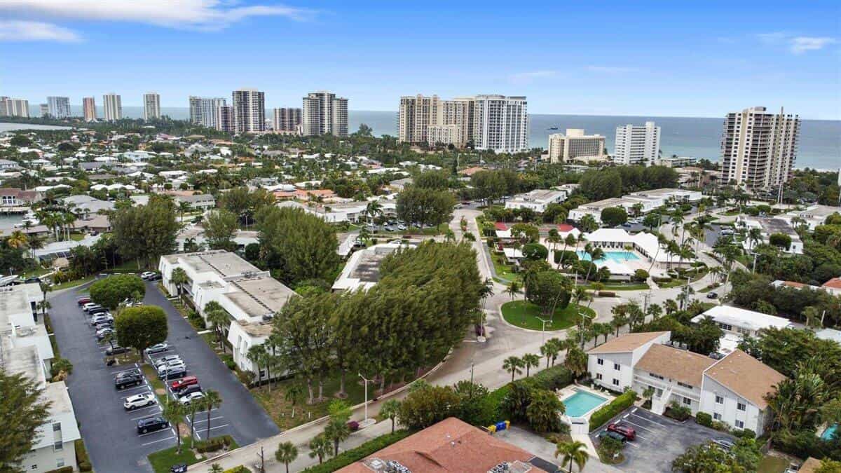 Condominio en West Palm Beach, Florida 11621116