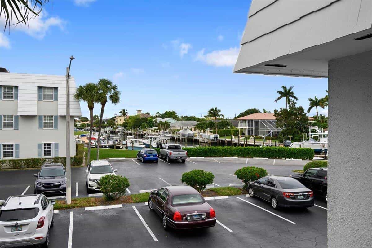 Condominio en West Palm Beach, Florida 11621116