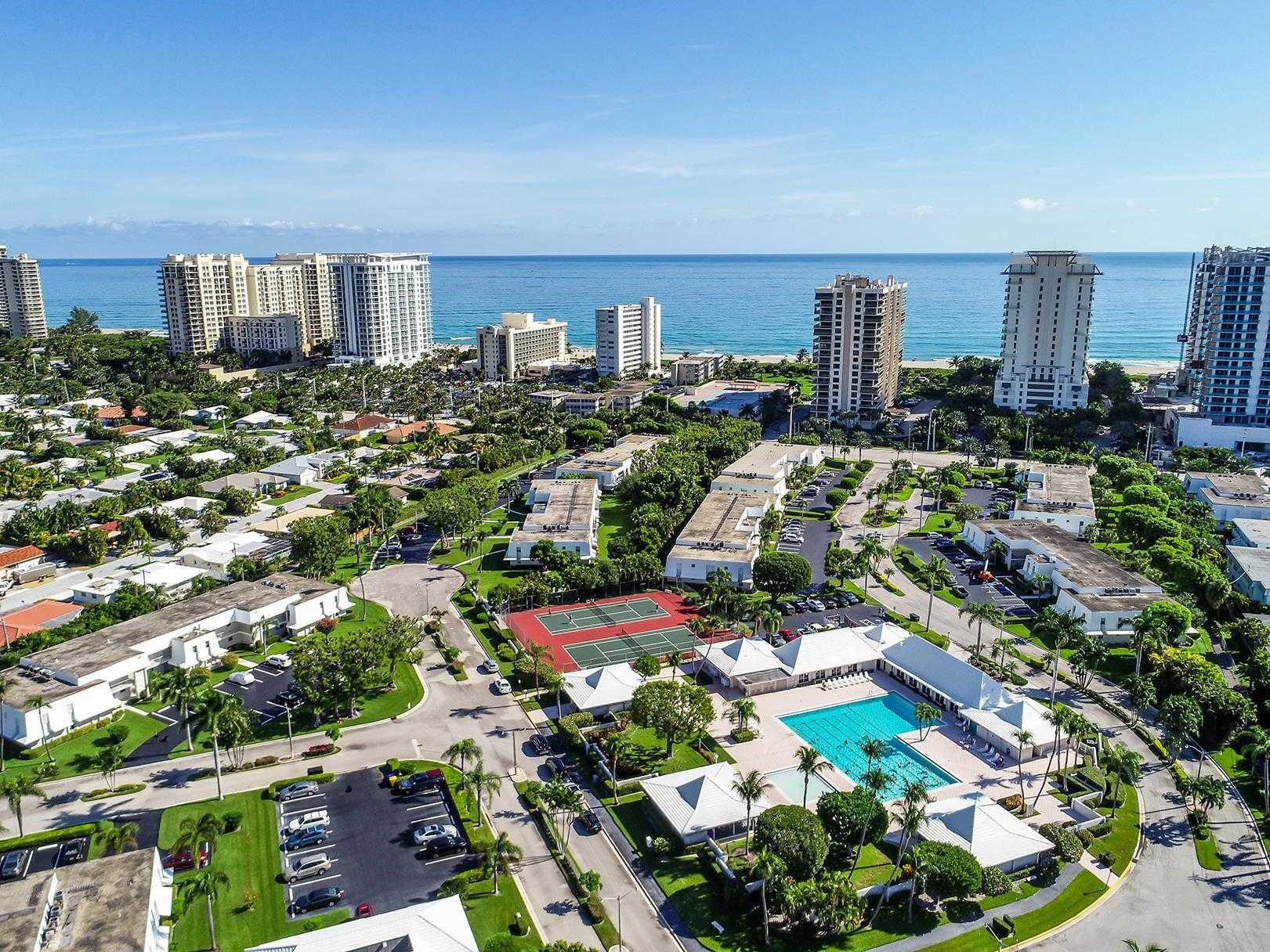 Condominium in Palm Beach Shores, Florida 11621154