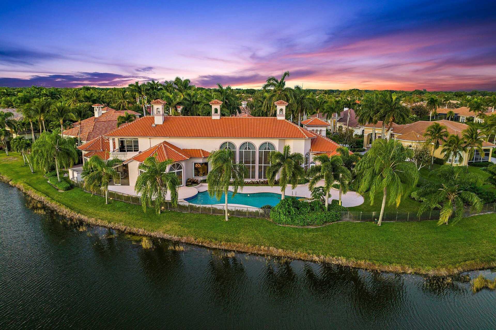 House in Palm Beach Gardens, Florida 11621174